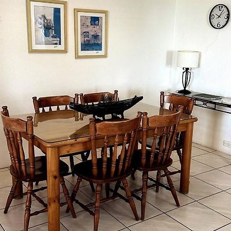 2 Bedroom Ocean View - Alexandria Apartments -Alexandra Headland มารูชิดอร์ ภายนอก รูปภาพ