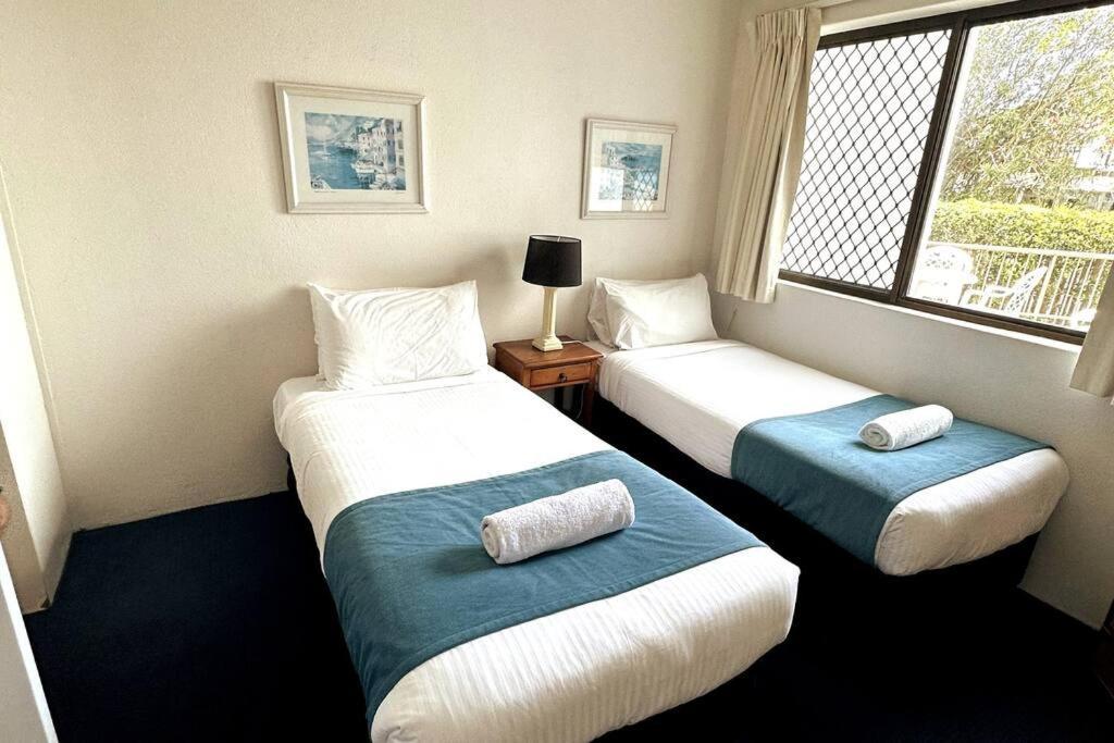 2 Bedroom Ocean View - Alexandria Apartments -Alexandra Headland มารูชิดอร์ ภายนอก รูปภาพ